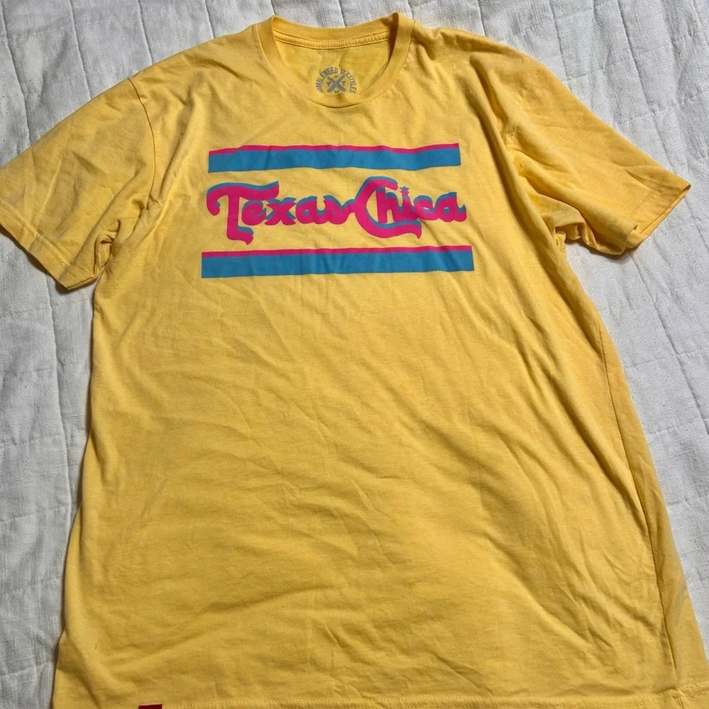 Tumbleweed Texastyles Texas Chica Yellow T-Shirt - Picture 2 of 5